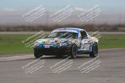 media/Jan-14-2023-CalClub SCCA (Sat) [[d2757389b8]]/Group 7/Race (Sunset)/